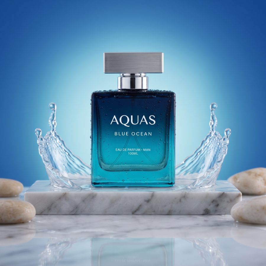 Aquas Blue Ocean — Splash on stone